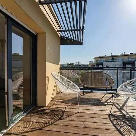 Bordeaux 2 Pieces - 2 Terrasses * Merignac (Gironde)